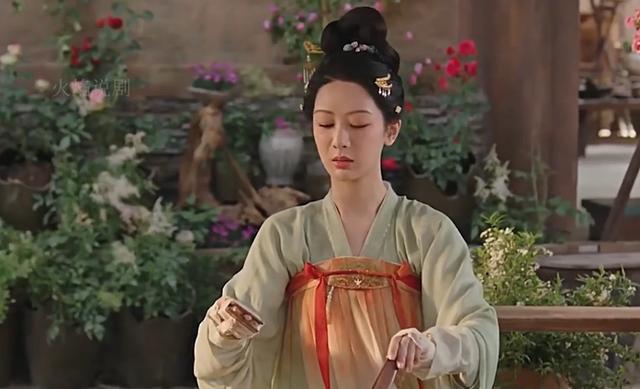 筑培育牡丹新品种蒋长扬借玩笑表白开元棋牌国色芳华：何惟芳开店花满